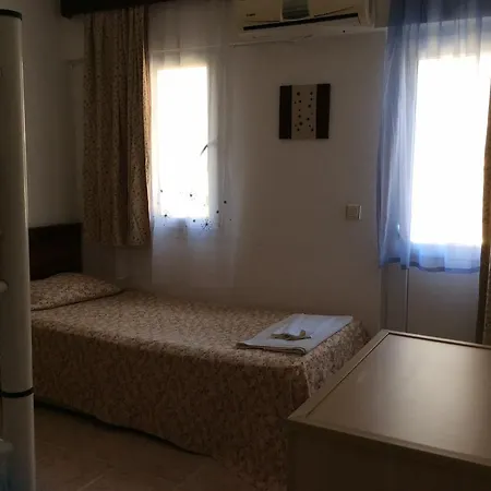 R.e.d. Hotel