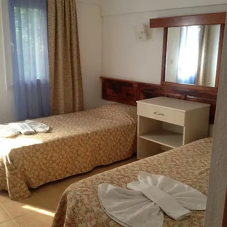 R.e.d. Hotel