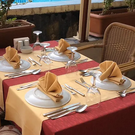 R.e.d. 3* אולודניץ