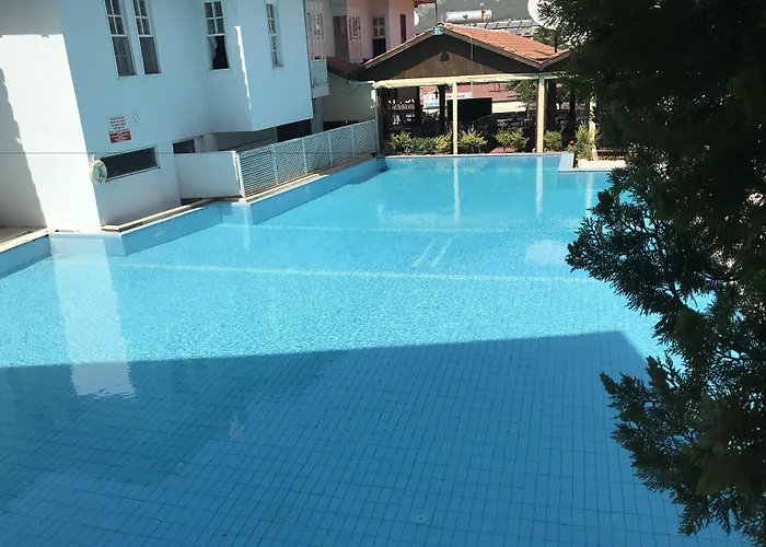 R.e.d. Hotel 3*