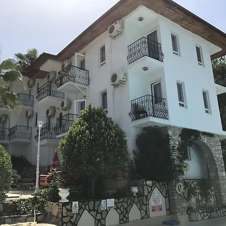 R.e.d. Hotel 3*