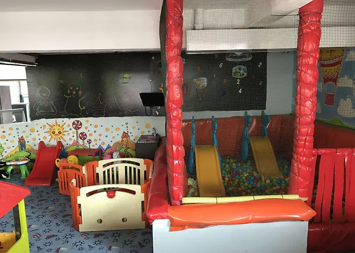 R.e.d. 3* أولدينيس