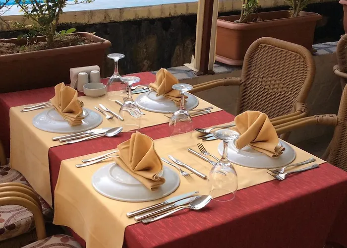 R.e.d. 3* أولدينيس